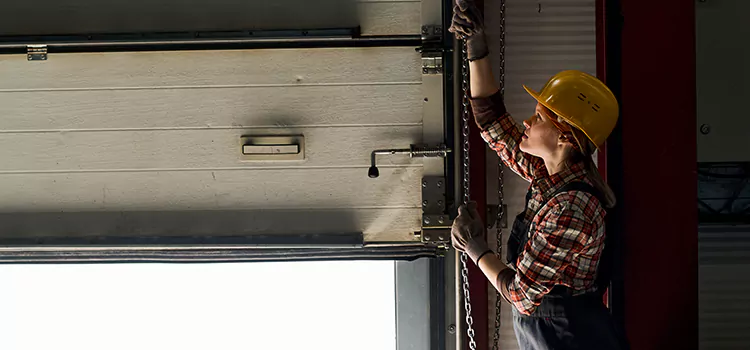 Addressing Common Garage Door Stoppage Issues in Redmond, OR